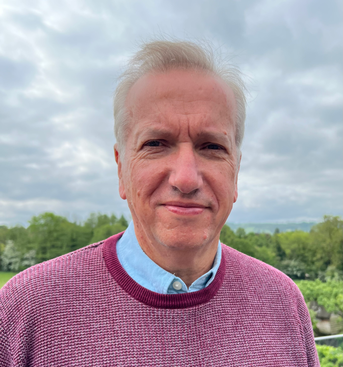 Alan Long.png
